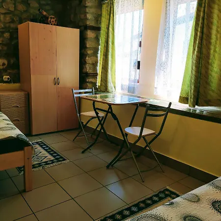Authentic Guest In The Heart Of студио с изглед към царевец